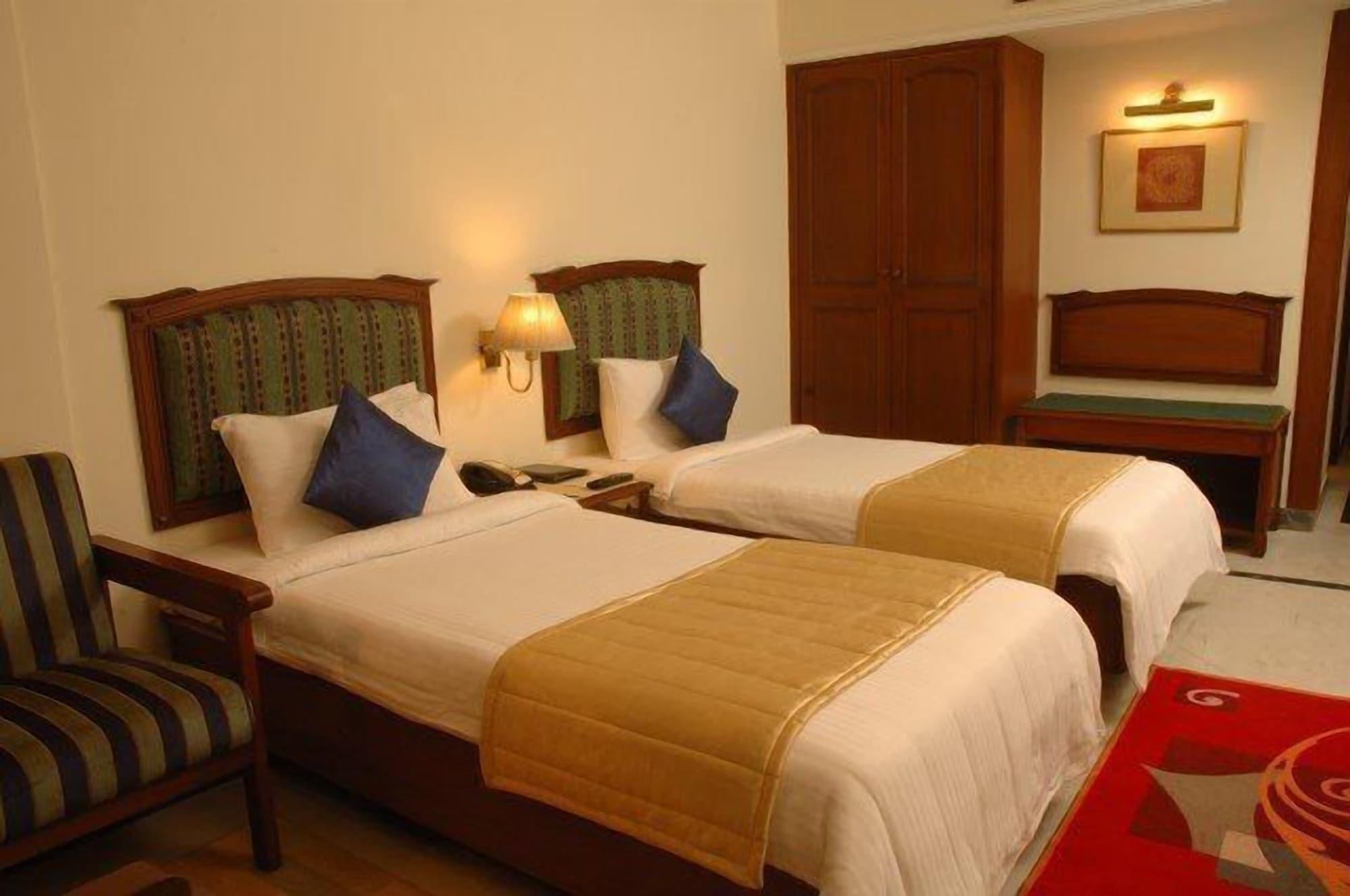 Radha Regent, Chennai Hotel Eksteriør billede