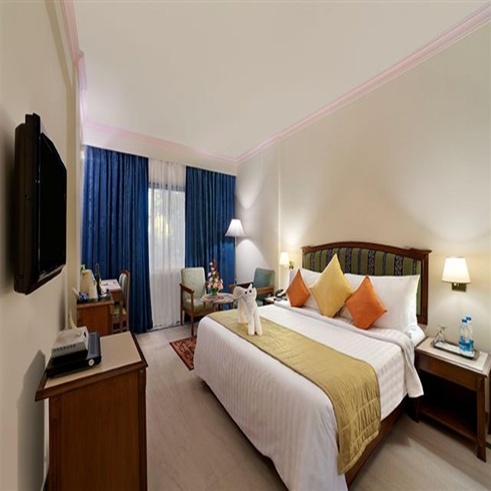 Radha Regent, Chennai Hotel Eksteriør billede