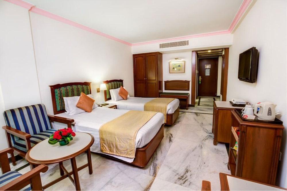 Radha Regent, Chennai Hotel Eksteriør billede