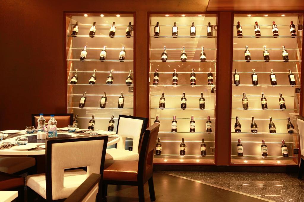 Radha Regent, Chennai Hotel Eksteriør billede